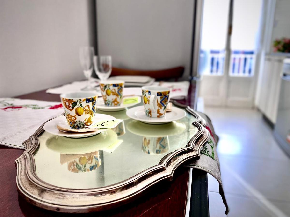 Stanza Cristina E Patrizia Fiere E Moda Milano Esterno foto